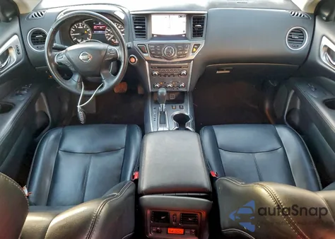 2019 Nissan Pathfinder S z USA, uszkodzony, nr VIN 5N1DR2MN8KC614686